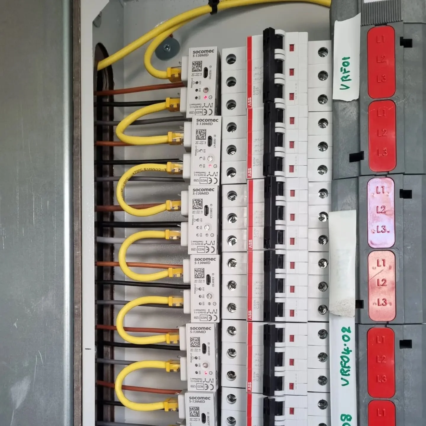 Socomec CTs.