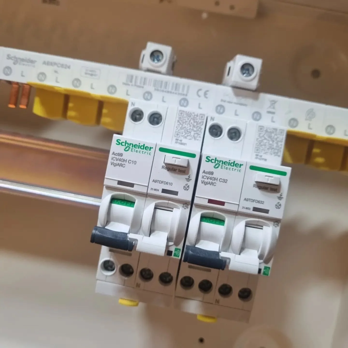 Schneider AFDDs sample distribution board.